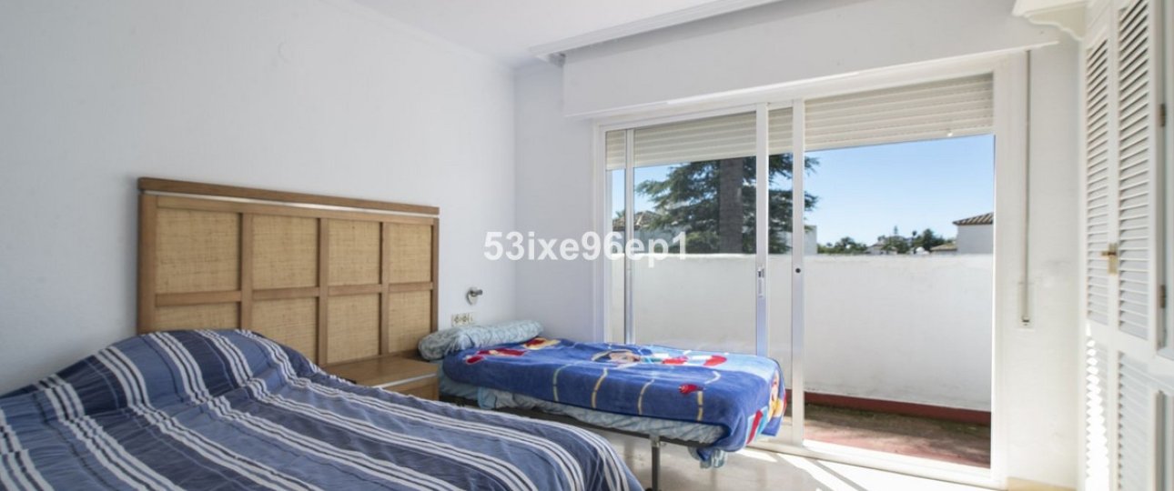 Wiederverkauf - Villa - Estepona - New Golden Mile