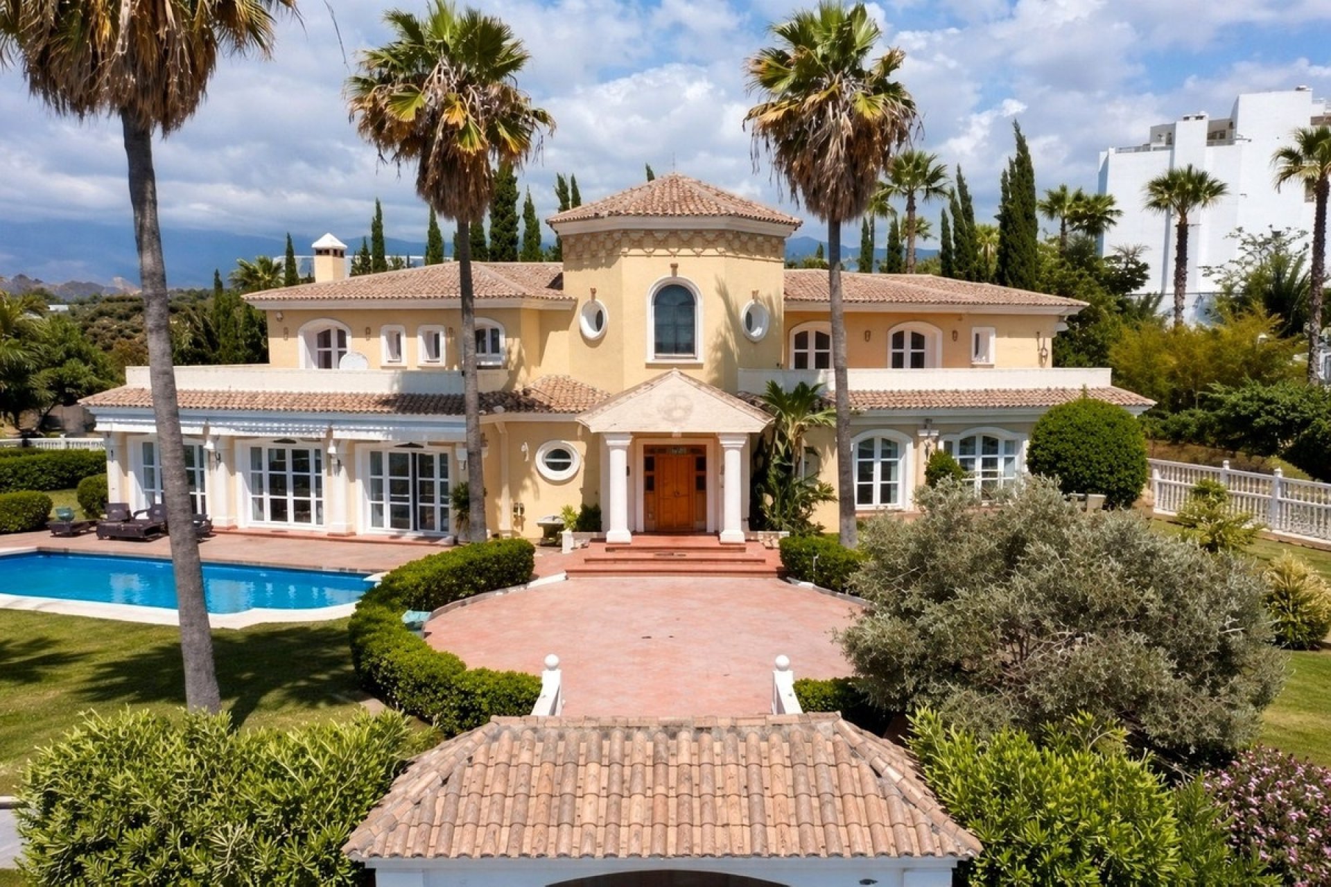 Wiederverkauf - Villa - Estepona - Selwo