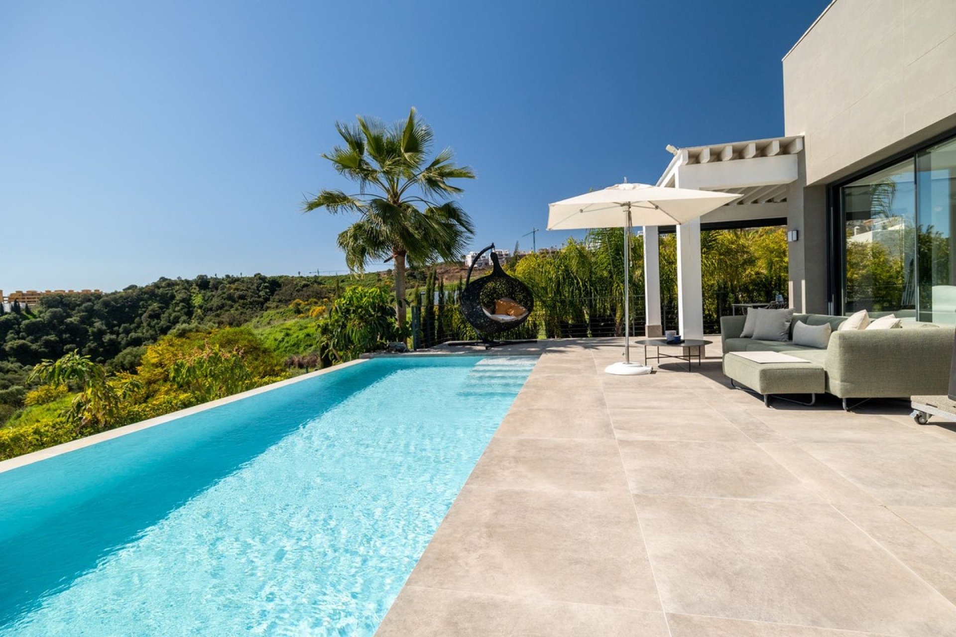 Wiederverkauf - Villa - Estepona - Selwo