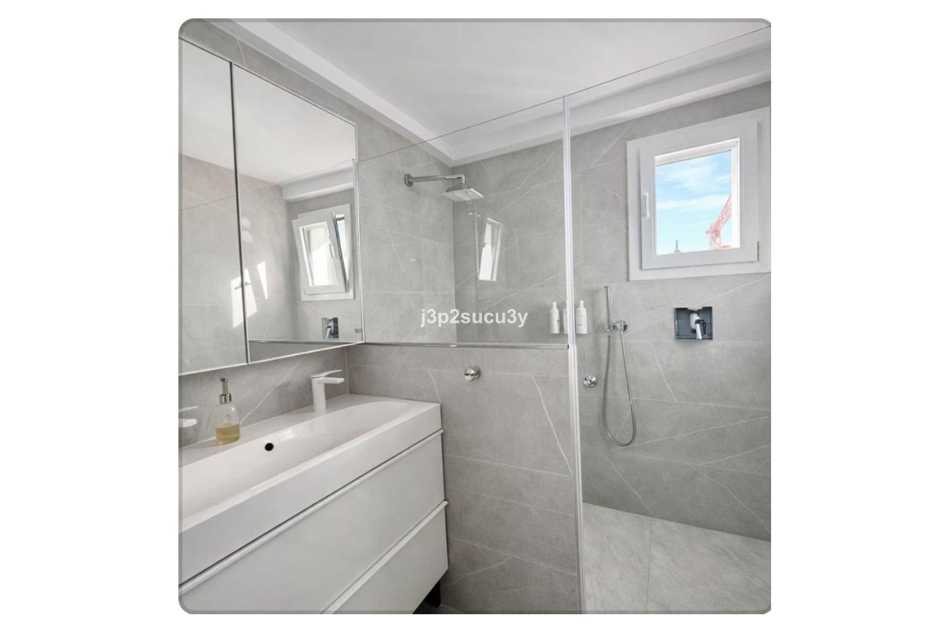 Wiederverkauf - Villa - Estepona - Selwo