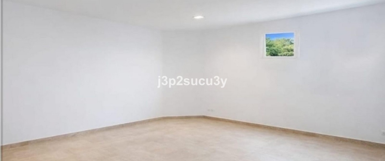 Wiederverkauf - Villa - Estepona - Selwo