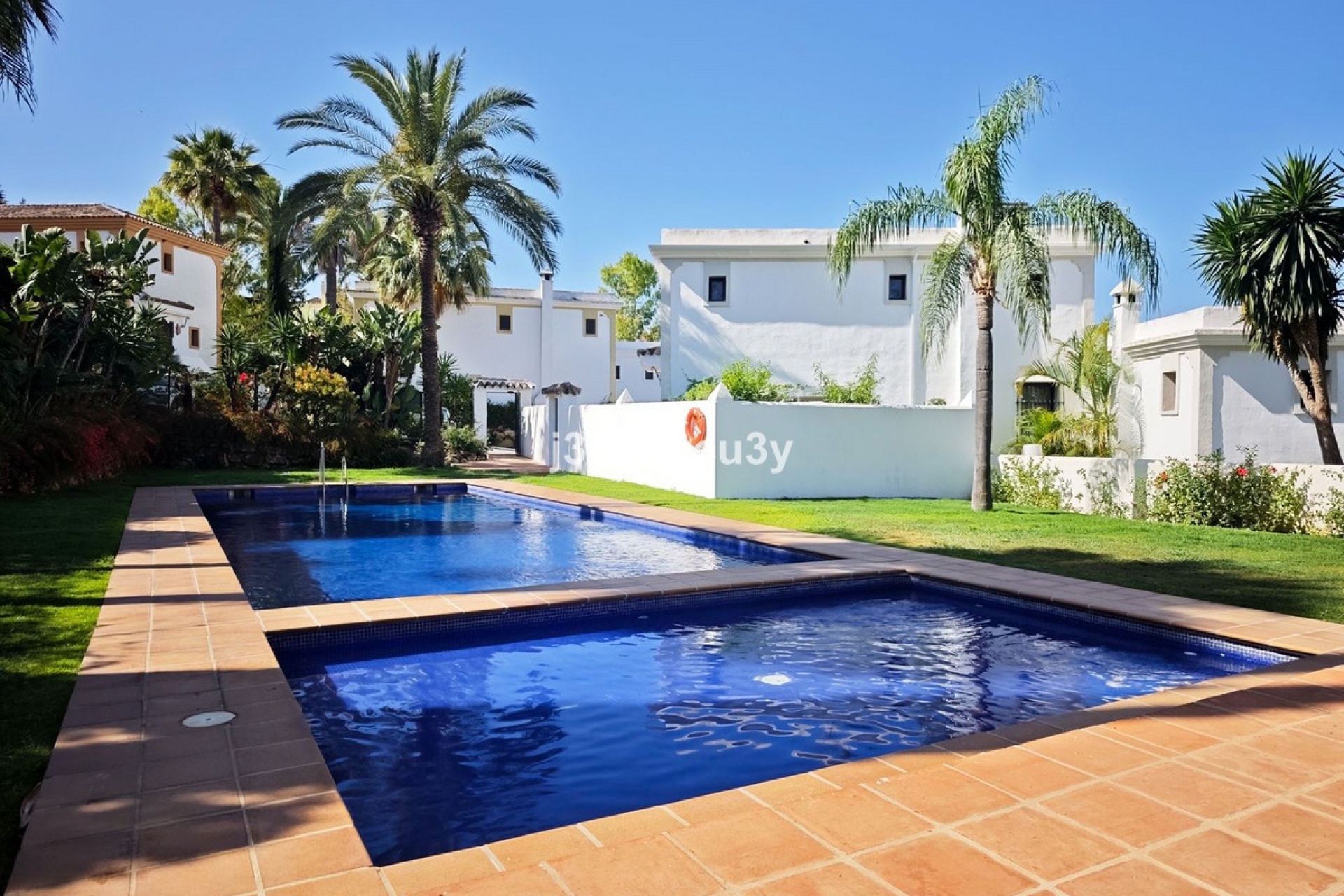 Wiederverkauf - Villa - Estepona - Selwo