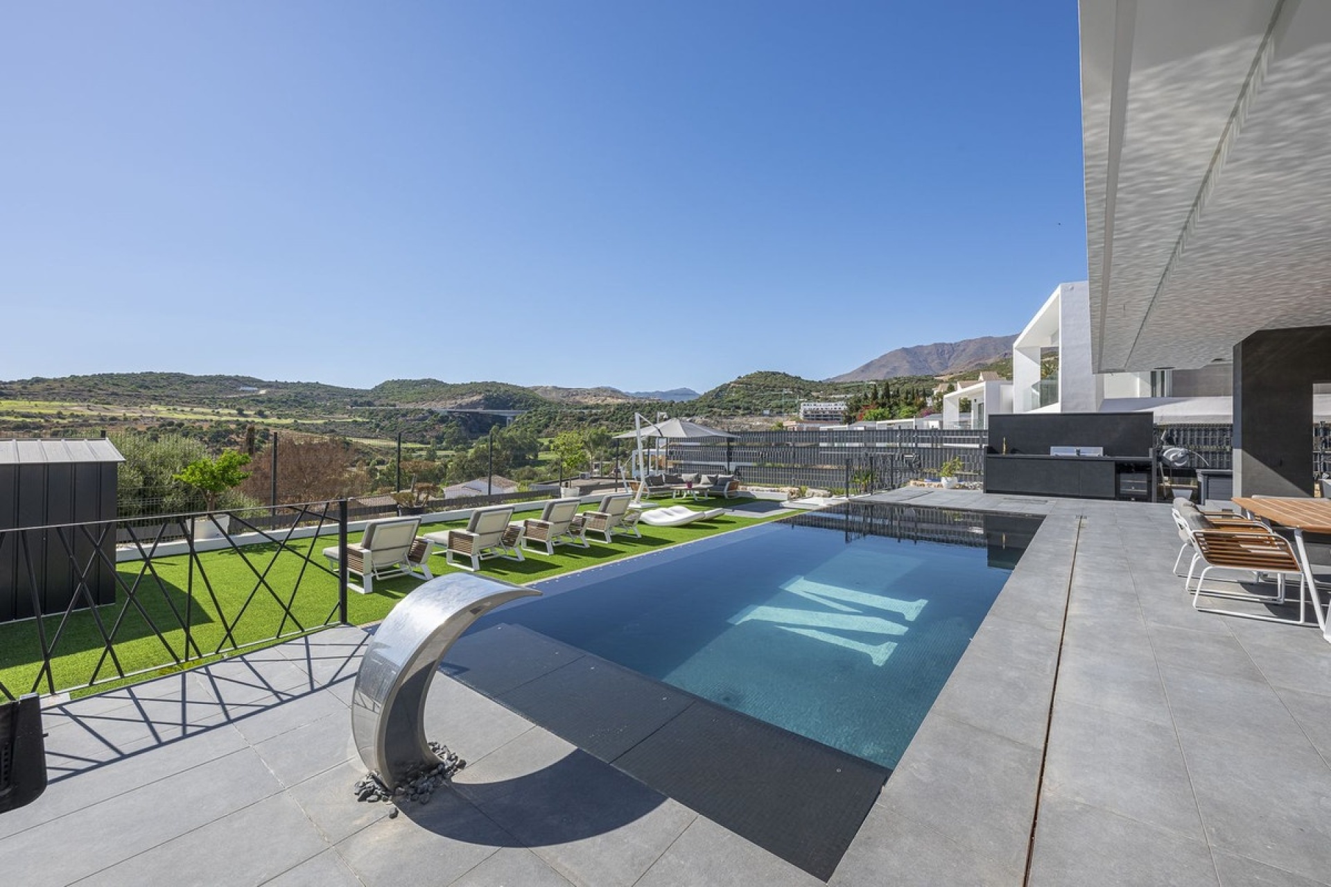 Wiederverkauf - Villa - Estepona - Valle Romano