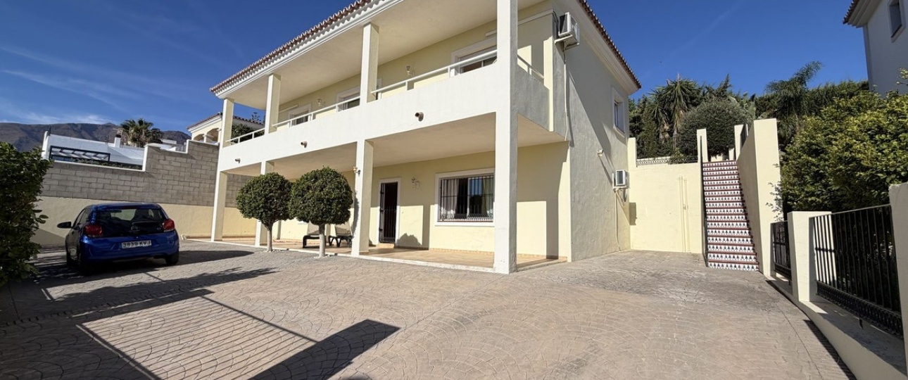 Wiederverkauf - Villa - Estepona - Valle Romano