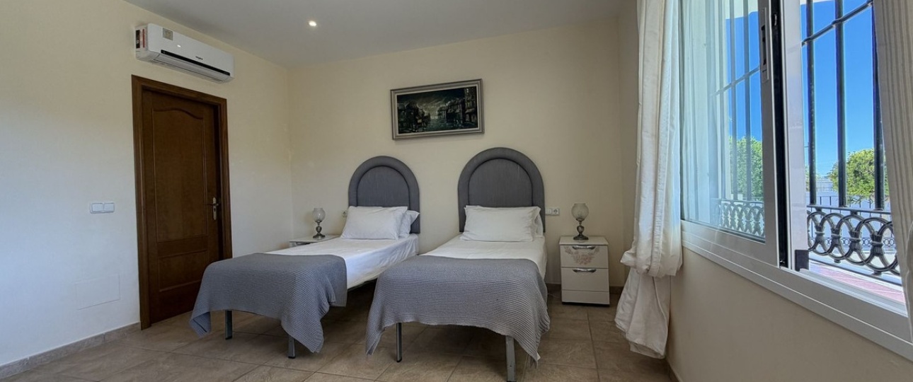 Wiederverkauf - Villa - Estepona - Valle Romano