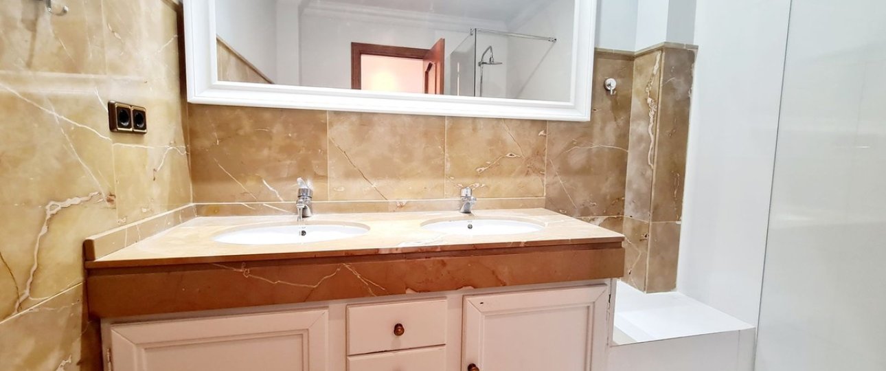 Wiederverkauf - Villa - Fuengirola - Fuengirola Centro
