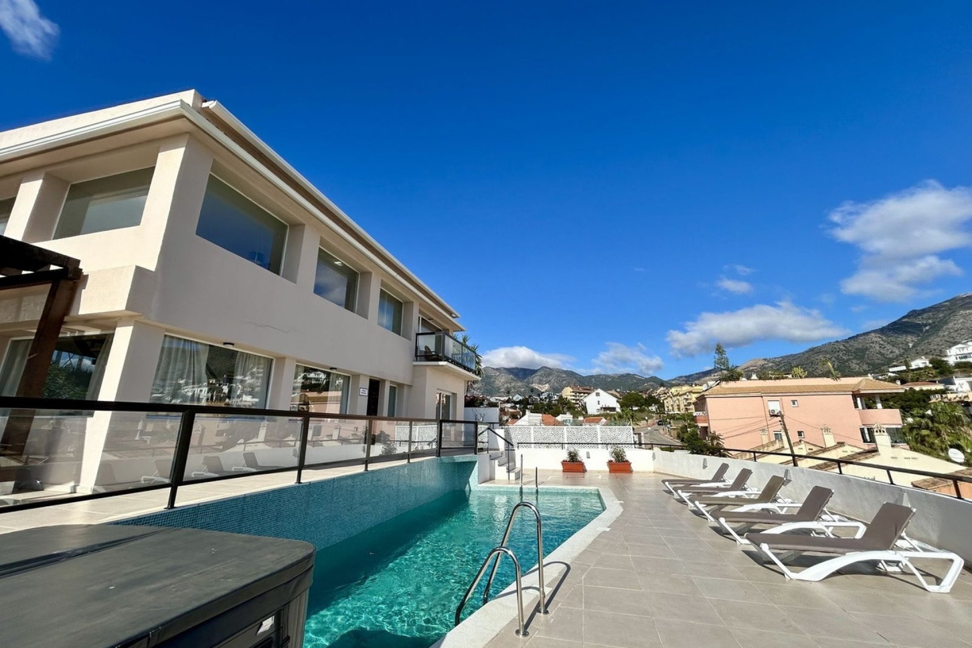 Wiederverkauf - Villa - Fuengirola - Torreblanca