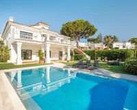 Wiederverkauf - Villa - Marbella - Aloha