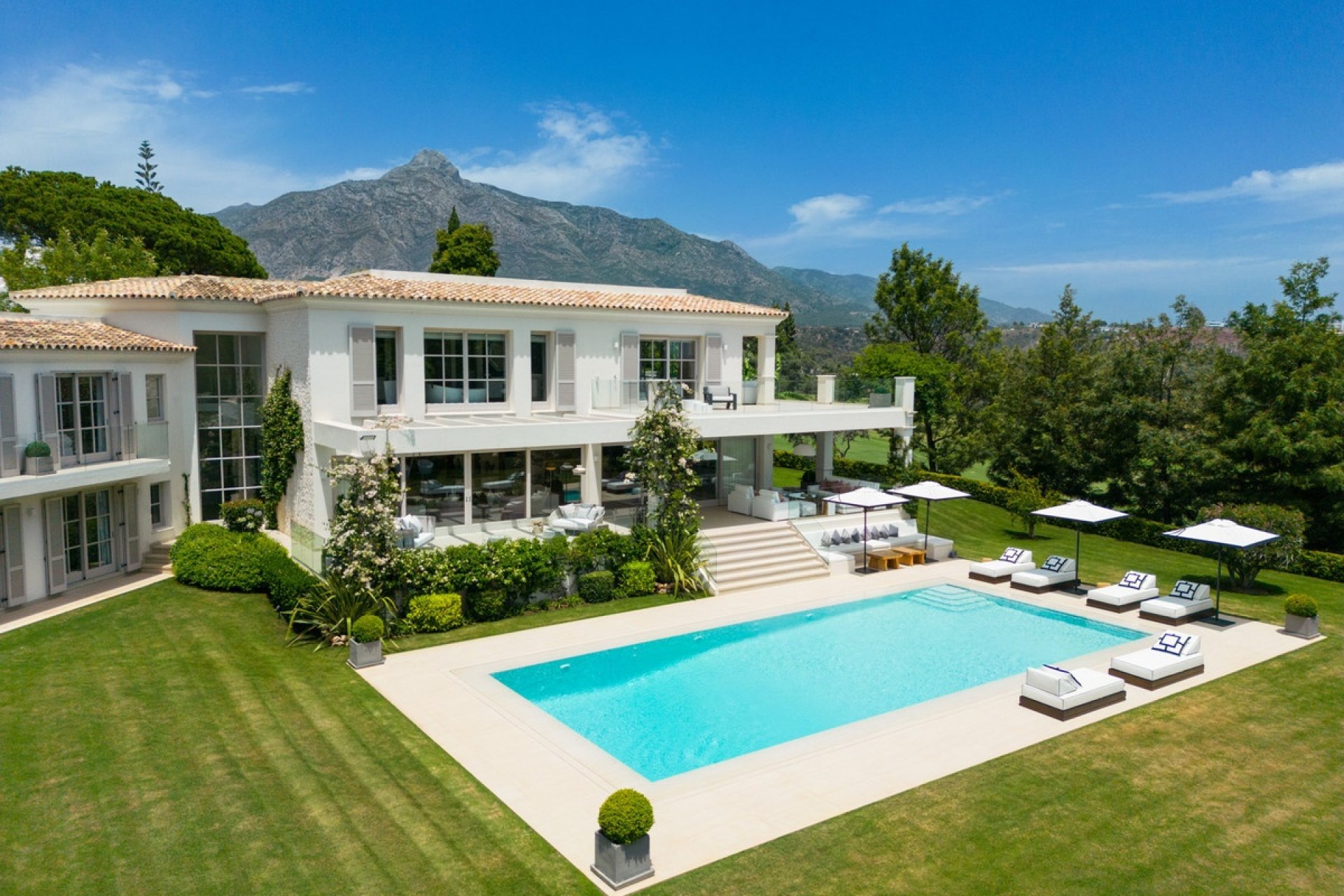 Wiederverkauf - Villa - Marbella - Aloha