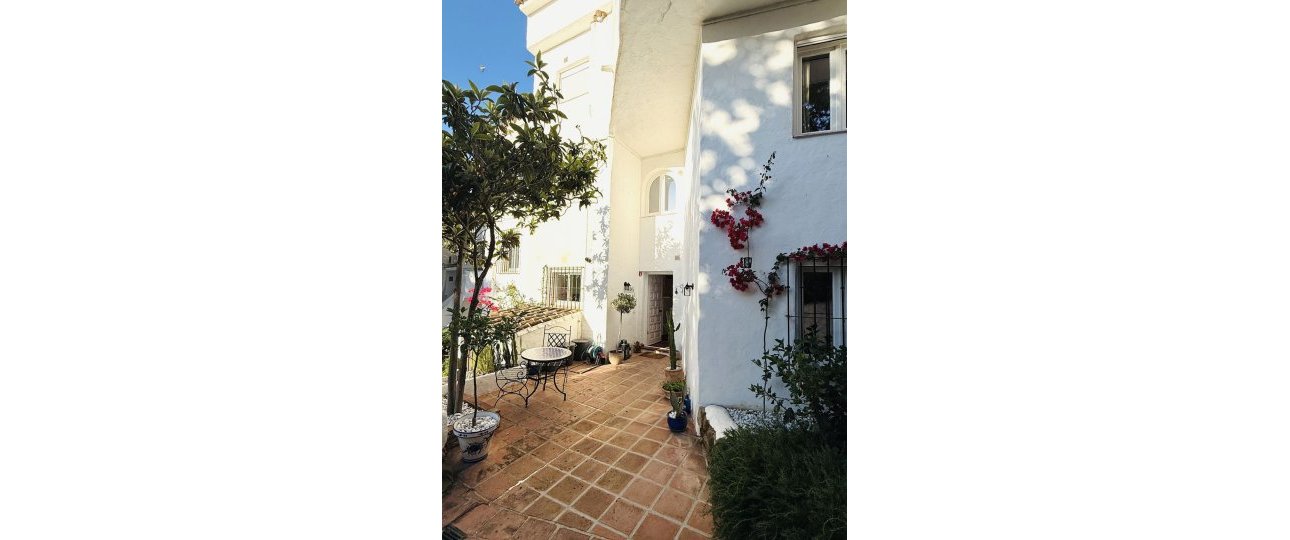 Wiederverkauf - Villa - Marbella - Altos de los Monteros