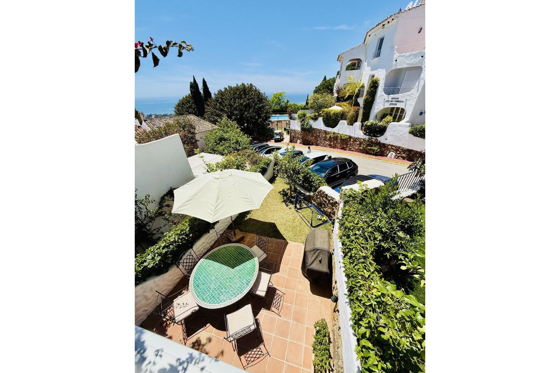 Wiederverkauf - Villa - Marbella - Altos de los Monteros