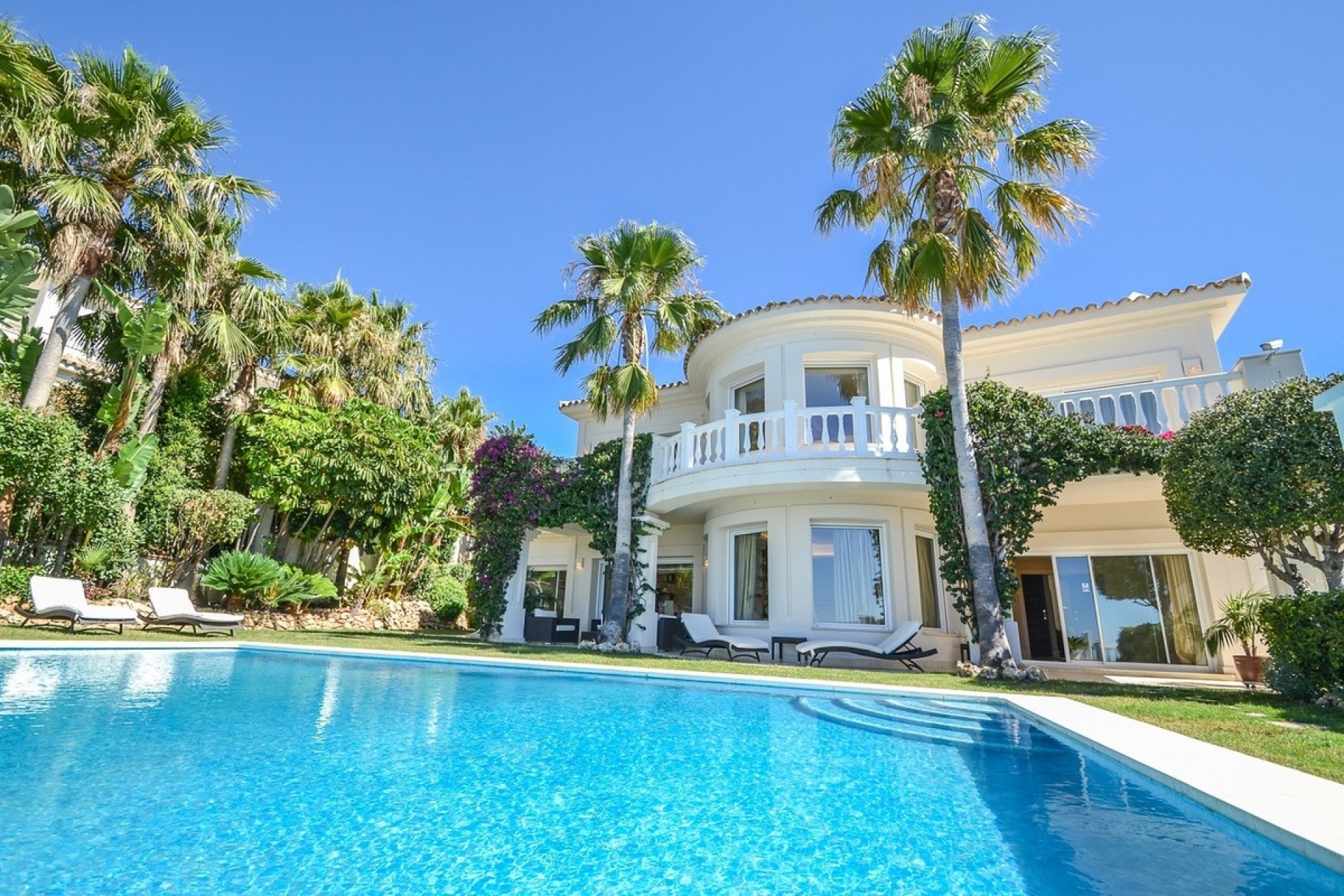 Wiederverkauf - Villa - Marbella - Altos de los Monteros