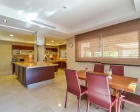 Wiederverkauf - Villa - Marbella - Altos de los Monteros