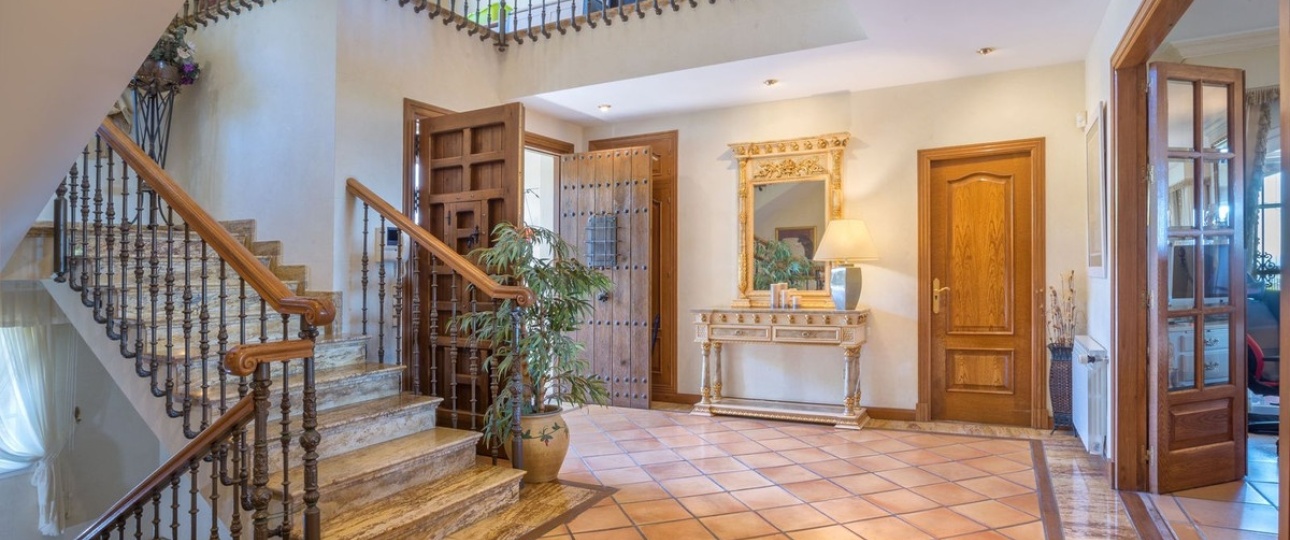 Wiederverkauf - Villa - Marbella - Altos de los Monteros