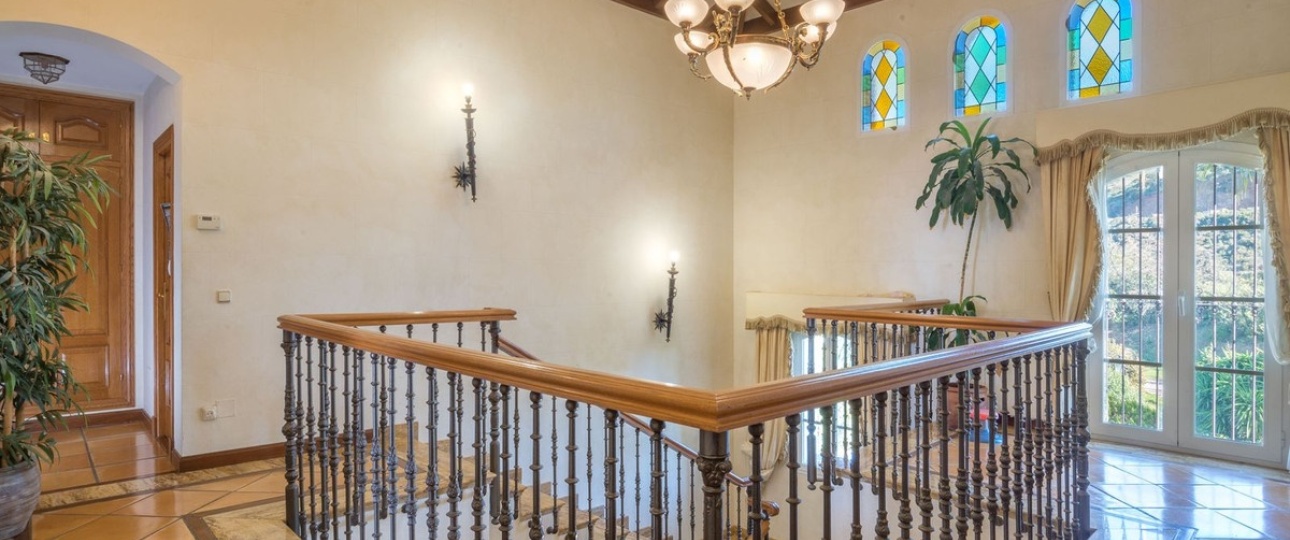 Wiederverkauf - Villa - Marbella - Altos de los Monteros