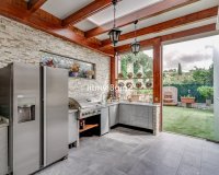 Wiederverkauf - Villa - Marbella - Artola