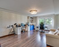 Wiederverkauf - Villa - Marbella - Artola