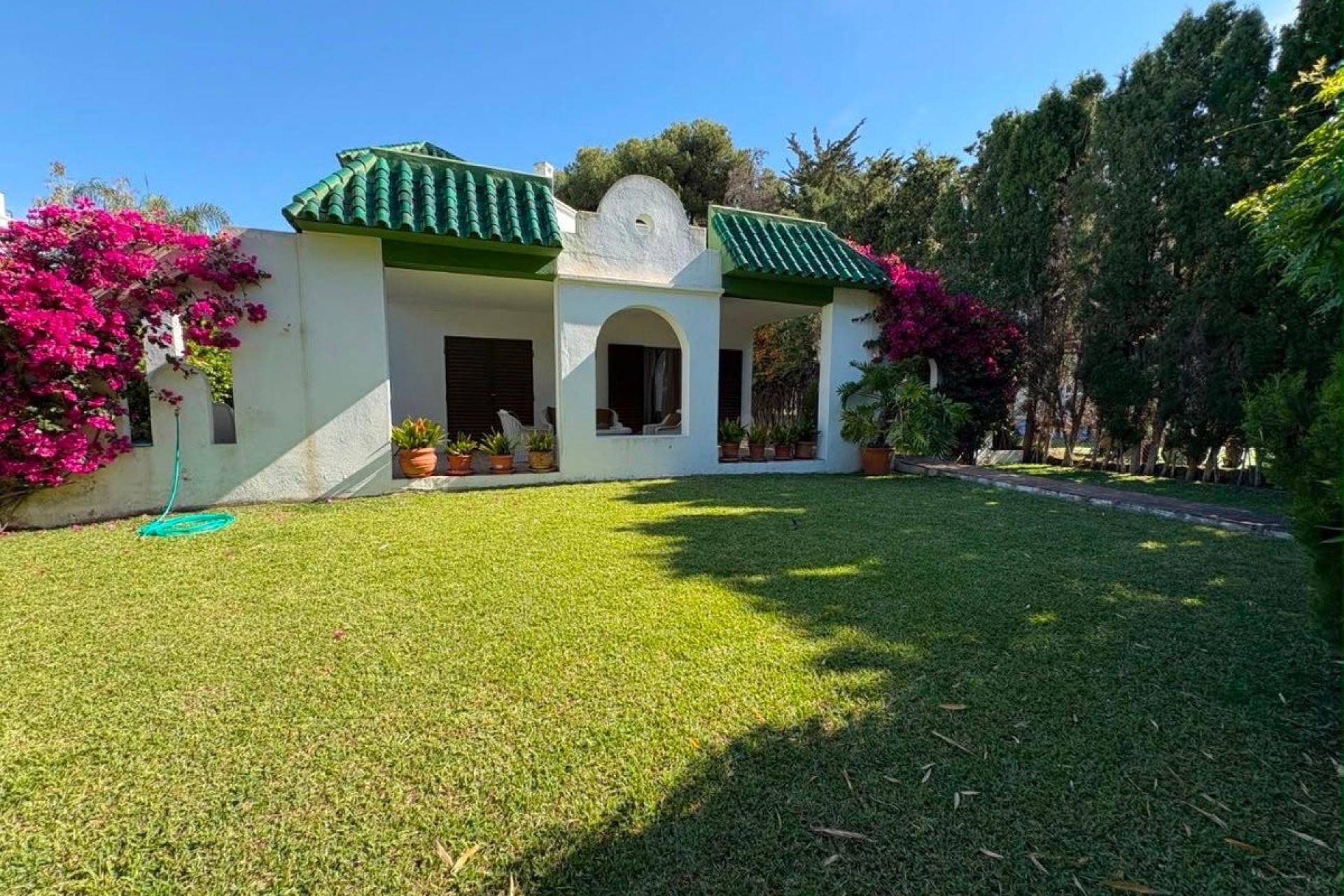 Wiederverkauf - Villa - Marbella - Artola