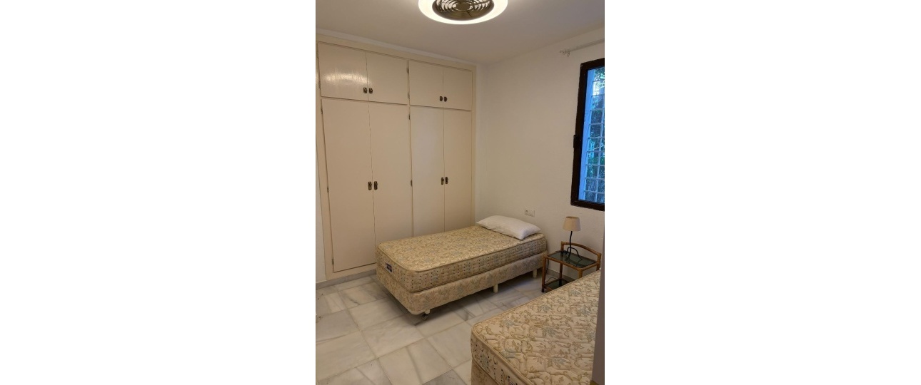 Wiederverkauf - Villa - Marbella - Artola
