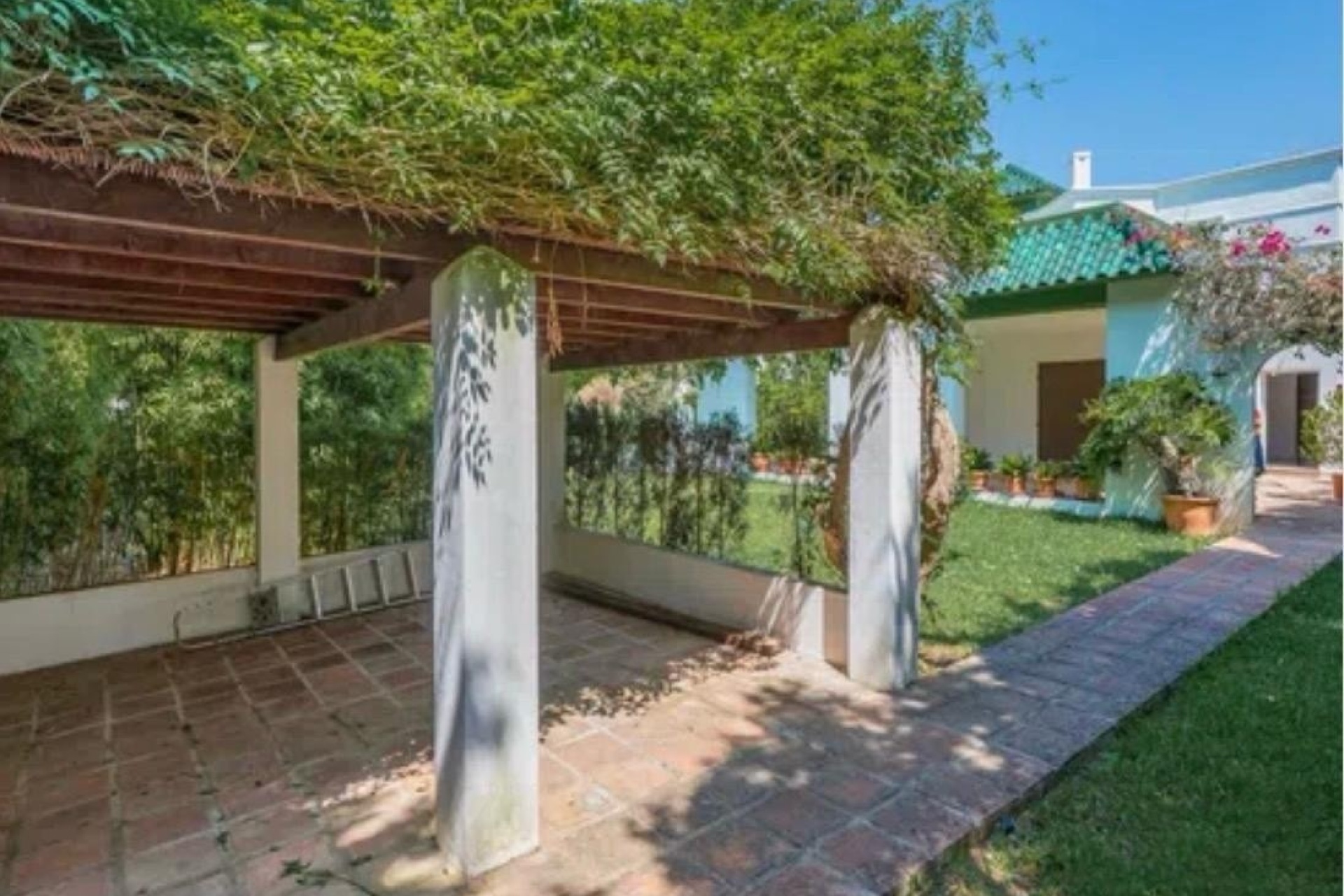 Wiederverkauf - Villa - Marbella - Artola