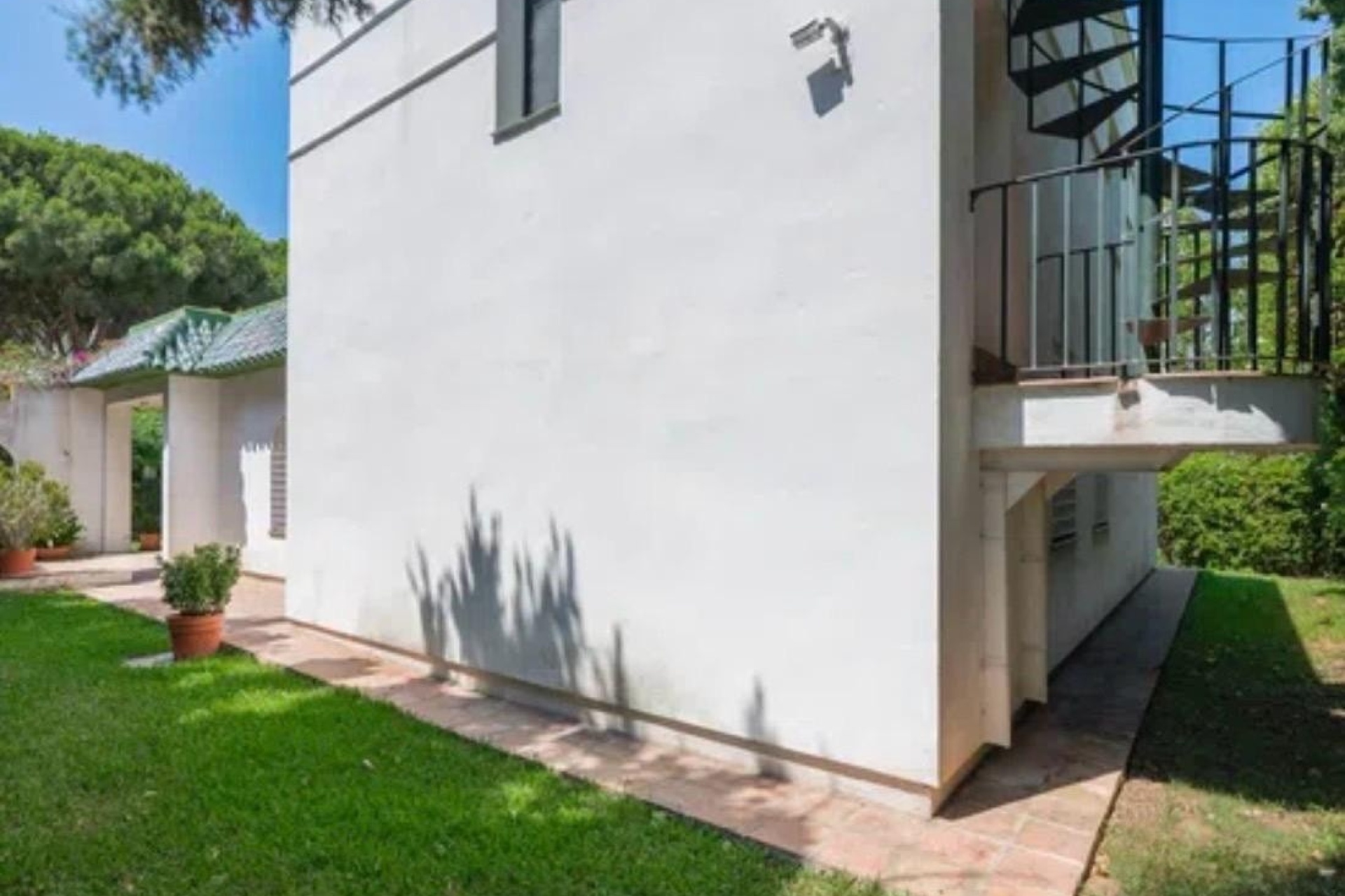 Wiederverkauf - Villa - Marbella - Artola