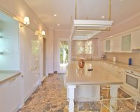 Wiederverkauf - Villa - Marbella - Bahía de Marbella