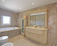 Wiederverkauf - Villa - Marbella - Bahía de Marbella