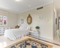 Wiederverkauf - Villa - Marbella - Bahía de Marbella
