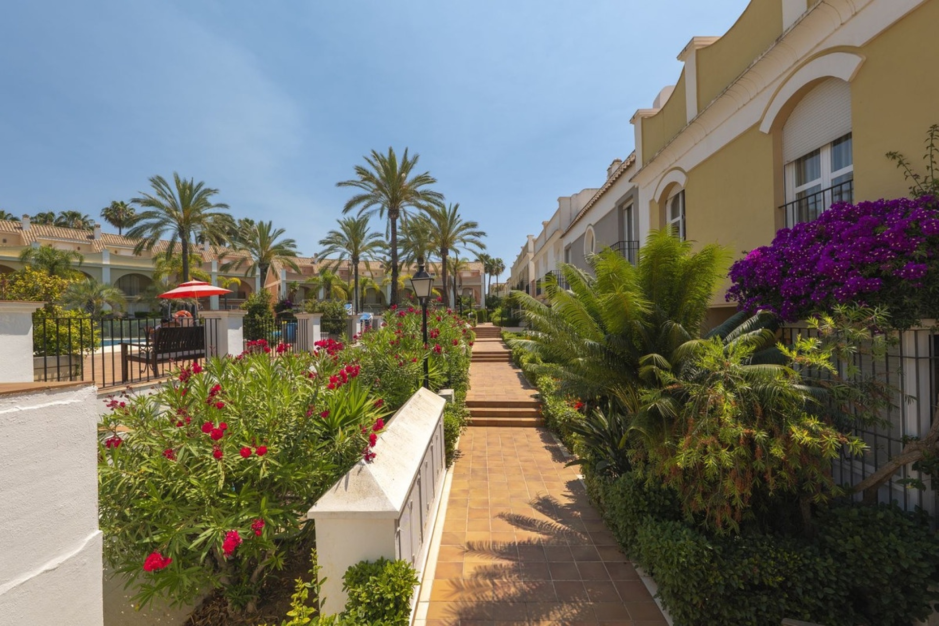 Wiederverkauf - Villa - Marbella - Bahía de Marbella