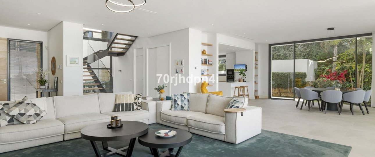 Wiederverkauf - Villa - Marbella - Cabopino
