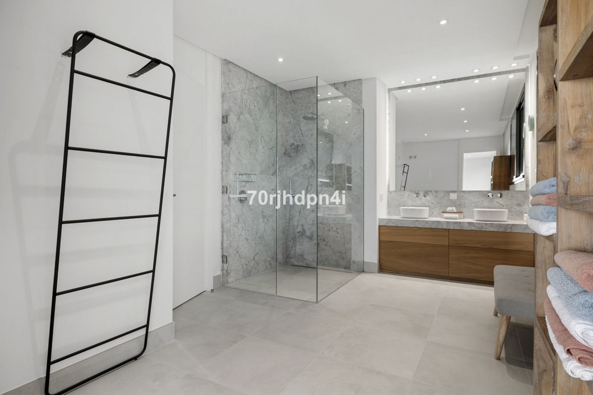 Wiederverkauf - Villa - Marbella - Cabopino