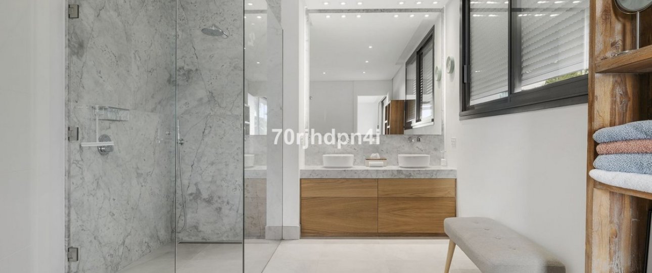 Wiederverkauf - Villa - Marbella - Cabopino