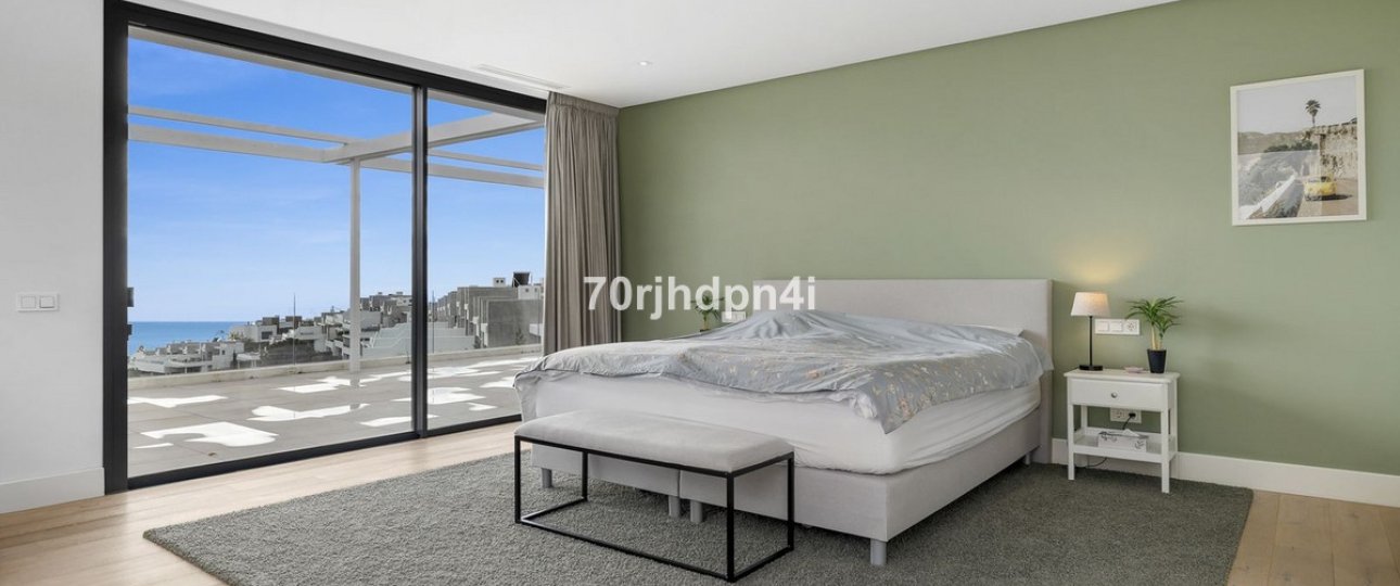 Wiederverkauf - Villa - Marbella - Cabopino