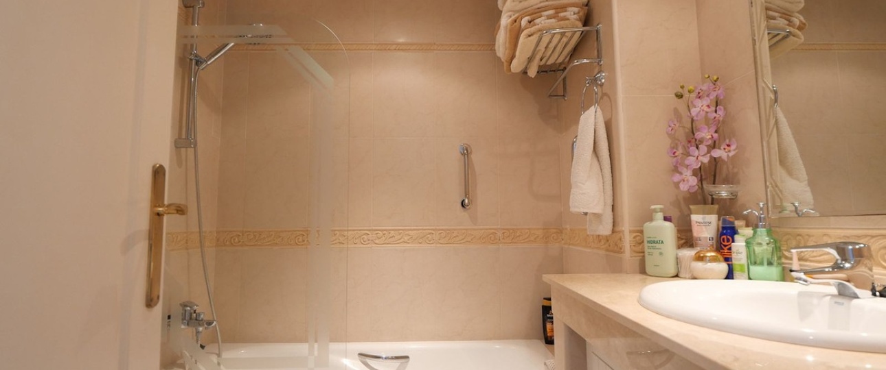 Wiederverkauf - Villa - Marbella - Cabopino