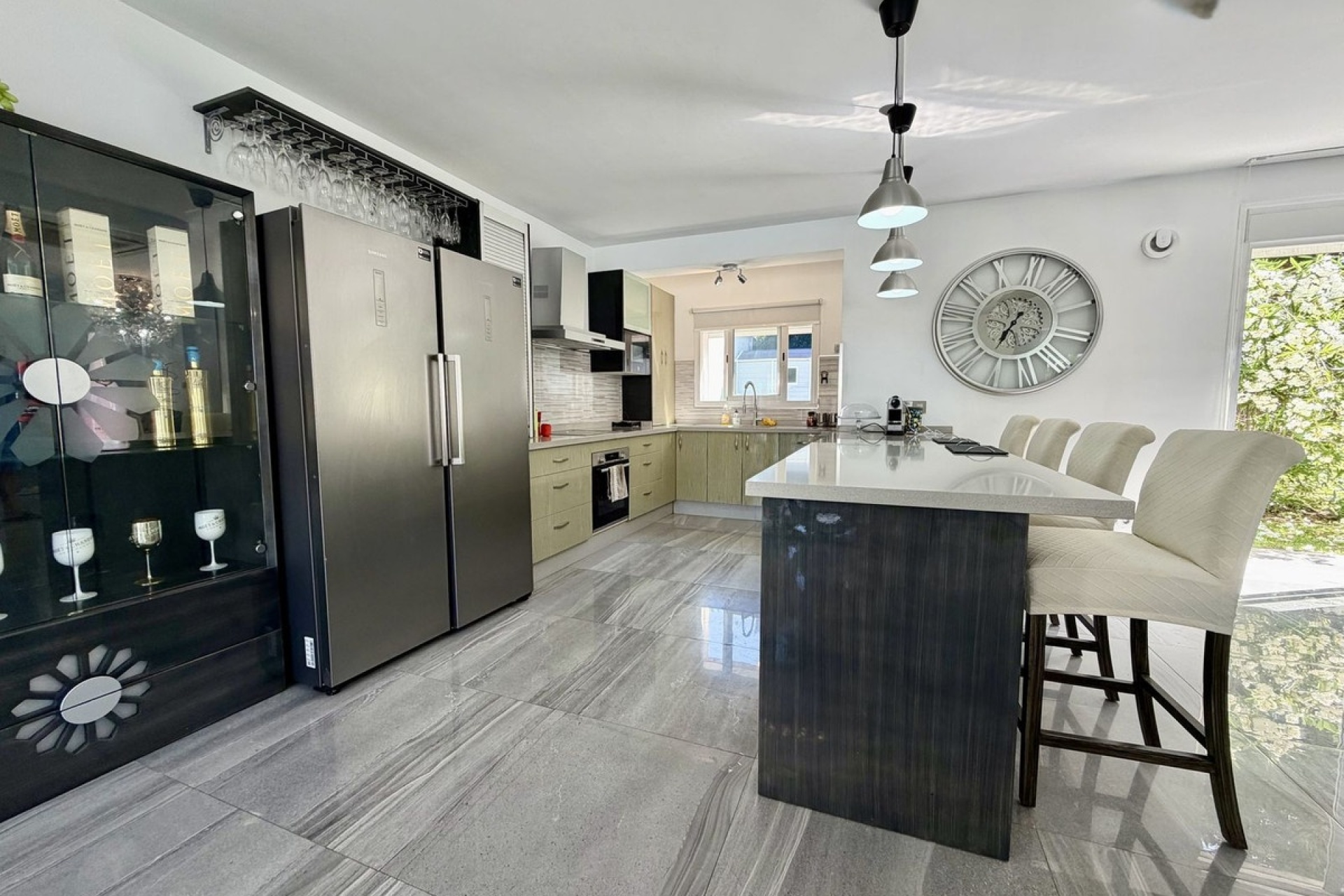 Wiederverkauf - Villa - Marbella - Cabopino