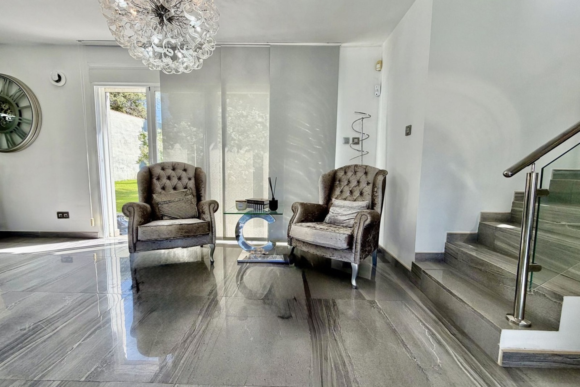 Wiederverkauf - Villa - Marbella - Cabopino
