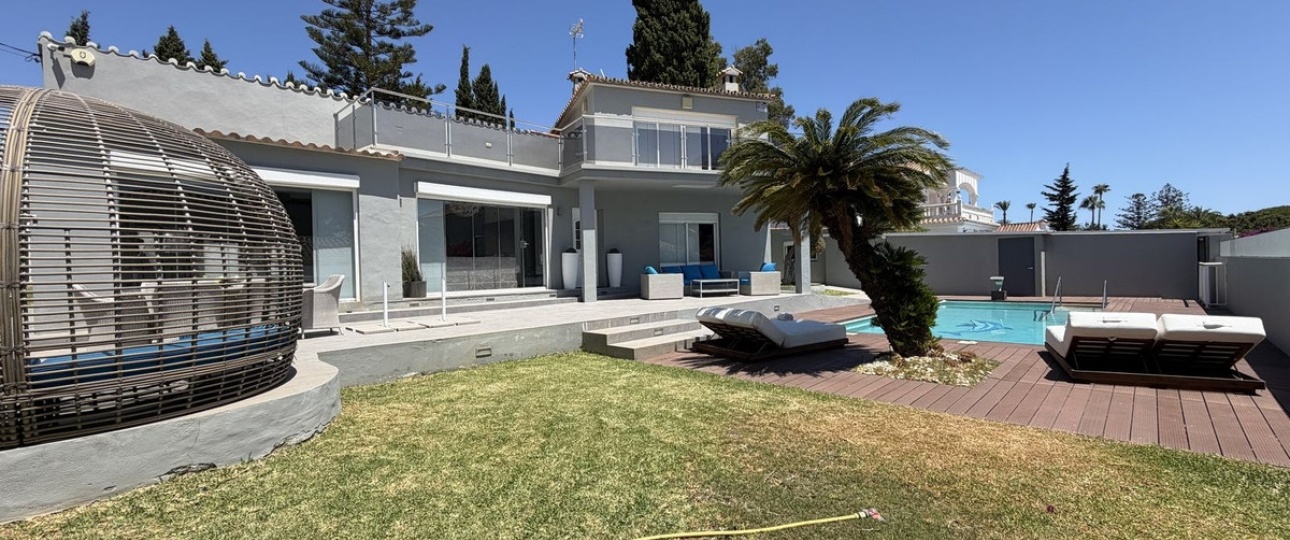 Wiederverkauf - Villa - Marbella - Cabopino