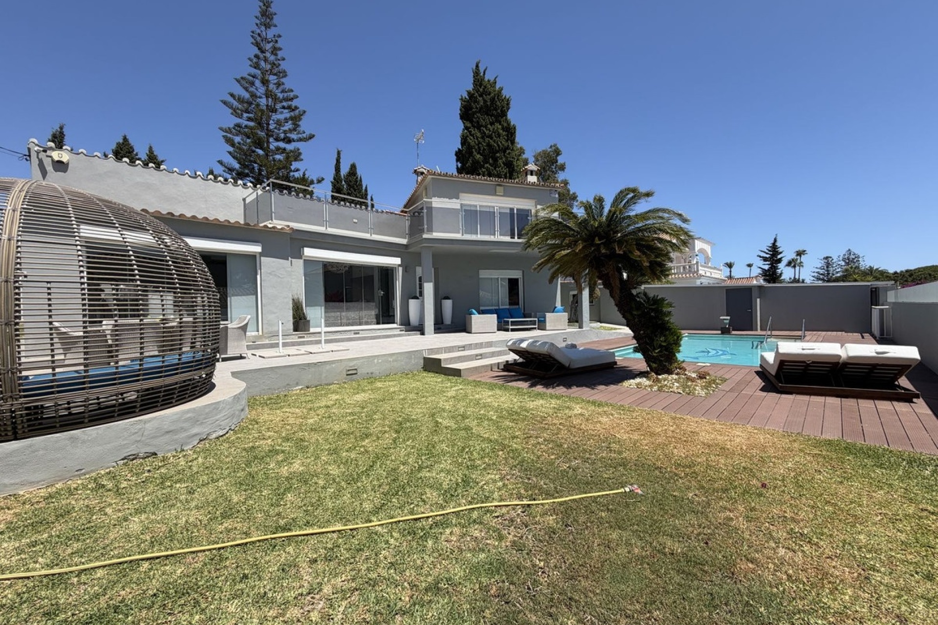 Wiederverkauf - Villa - Marbella - Cabopino