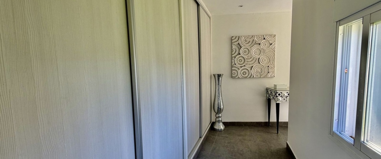 Wiederverkauf - Villa - Marbella - Cabopino
