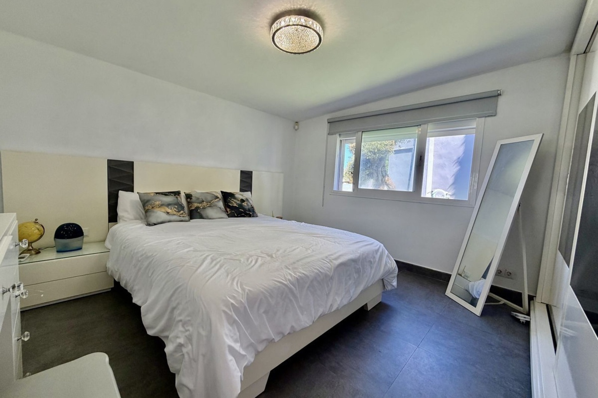 Wiederverkauf - Villa - Marbella - Cabopino