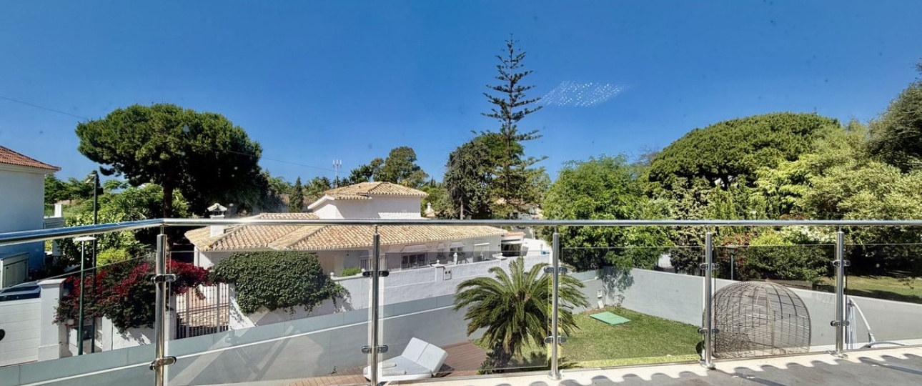 Wiederverkauf - Villa - Marbella - Cabopino