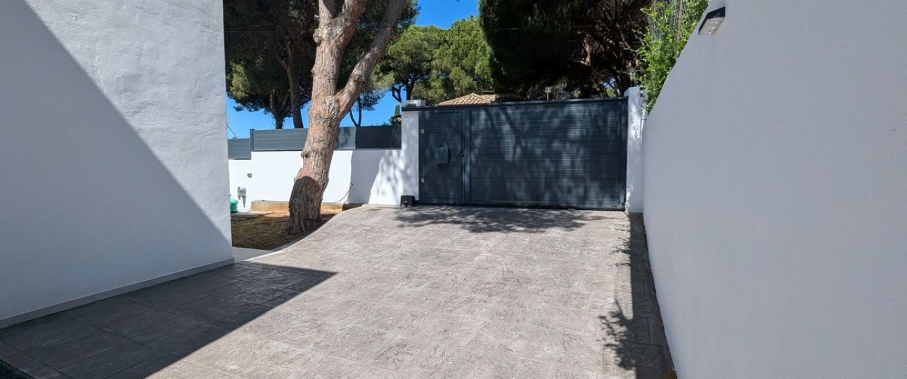 Wiederverkauf - Villa - Marbella - Cabopino