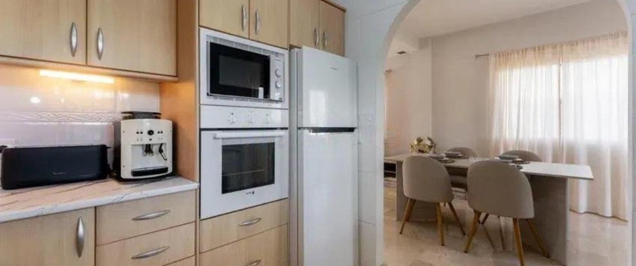 Wiederverkauf - Villa - Marbella - Cabopino