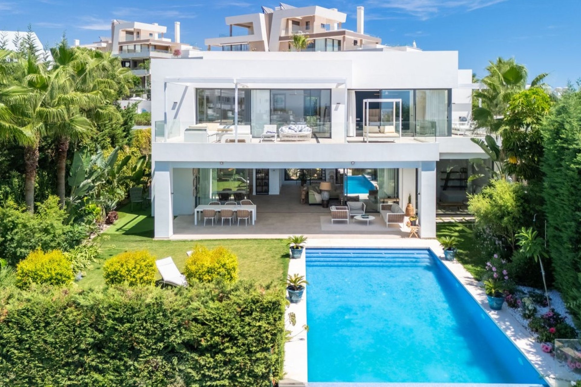 Wiederverkauf - Villa - Marbella - Cabopino