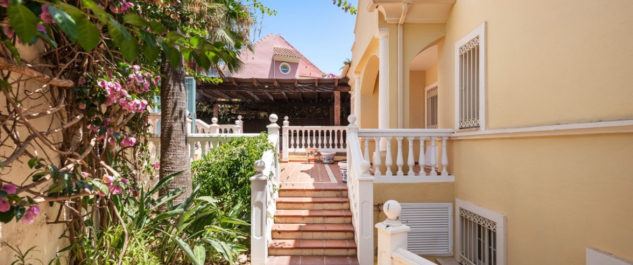 Wiederverkauf - Villa - Marbella - Cortijo Blanco