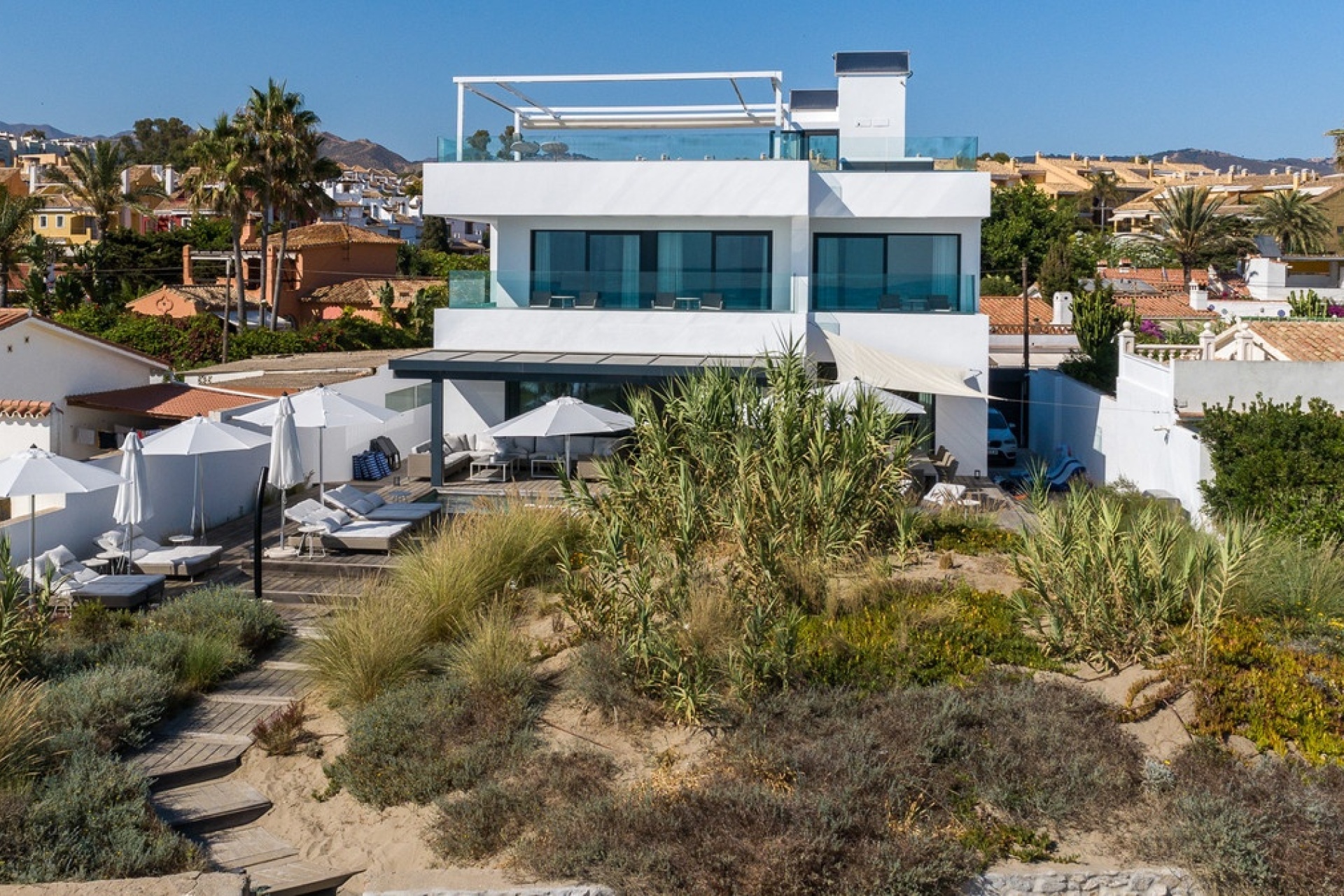 Wiederverkauf - Villa - Marbella - Costabella