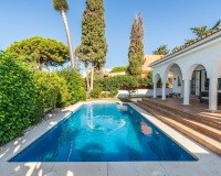 Wiederverkauf - Villa - Marbella - Costabella
