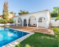 Wiederverkauf - Villa - Marbella - Costabella