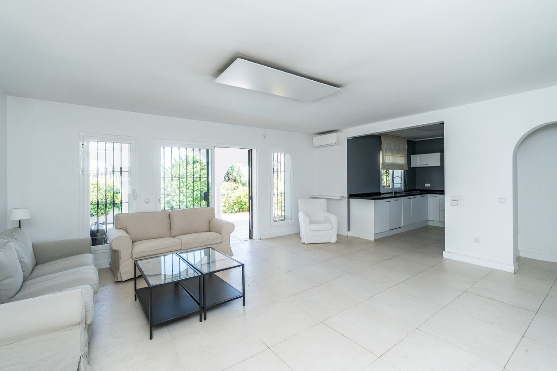 Wiederverkauf - Villa - Marbella - Costabella