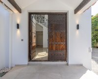 Wiederverkauf - Villa - Marbella - El Rosario